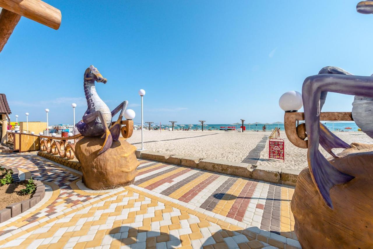 Пегас Hotell Zaliznij Port Eksteriør bilde