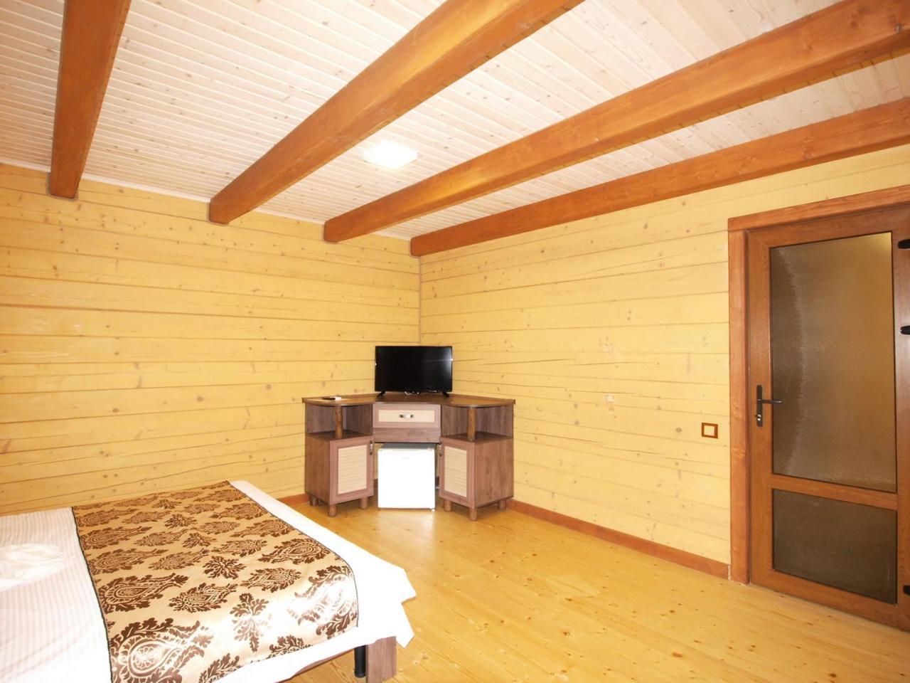 Пегас Hotell Zaliznij Port Eksteriør bilde