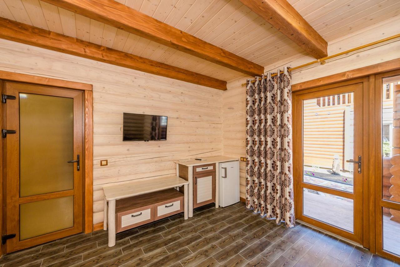 Пегас Hotell Zaliznij Port Eksteriør bilde