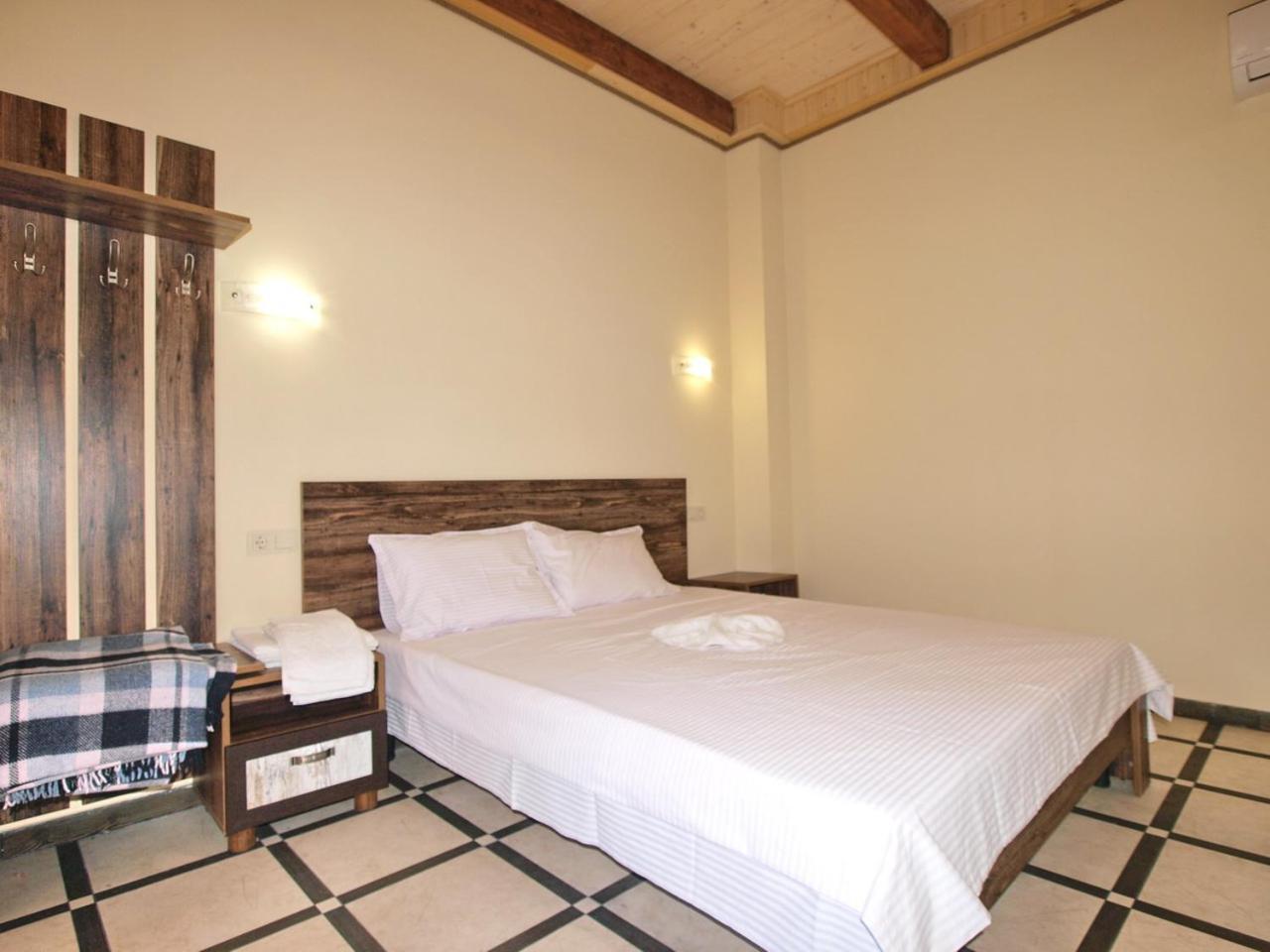 Пегас Hotell Zaliznij Port Eksteriør bilde